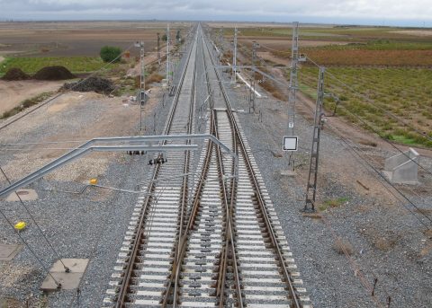 The contract covers 10,300 km of conventional and 1,200 km of narrow-gauge railway lines.