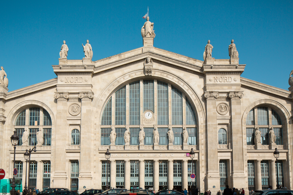 A World War II bomb has halted services to and from Paris Gare du Nord.