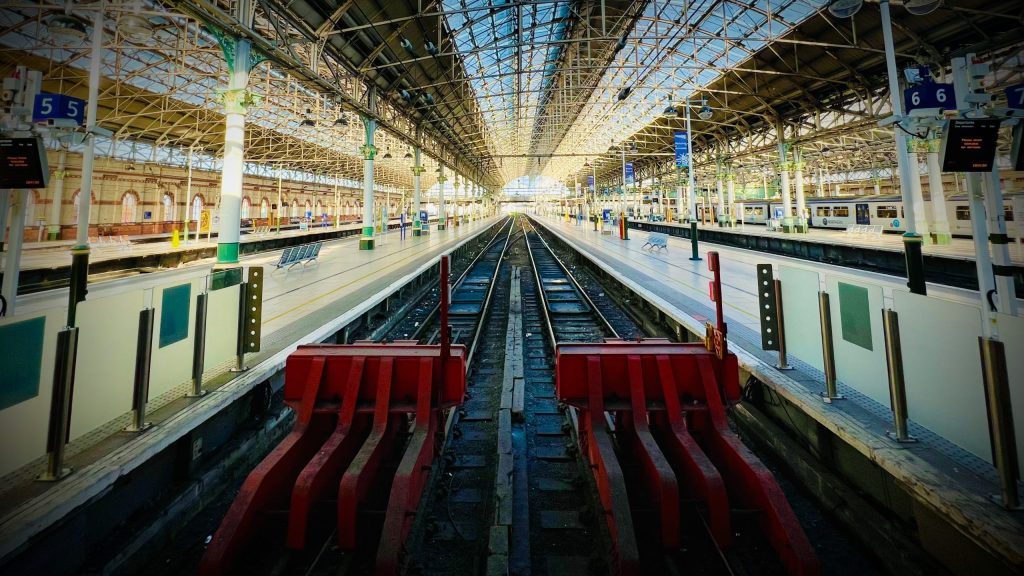 Empty tracks at Manchester Piccadilly station