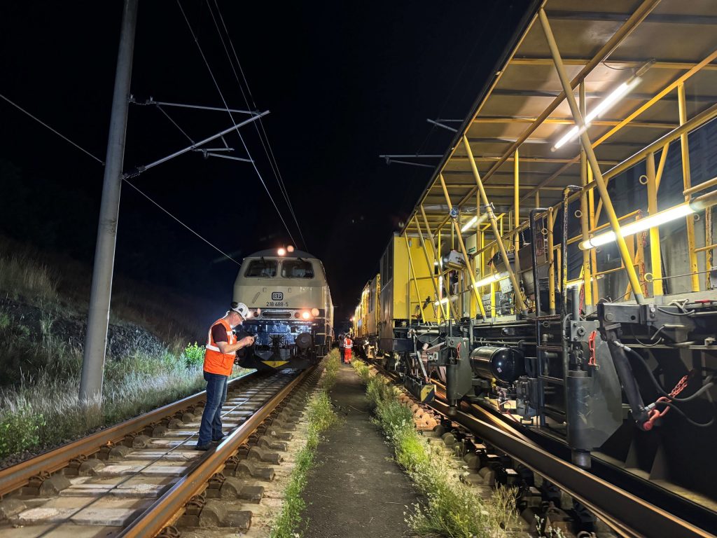 Vossloh rail replacement technology