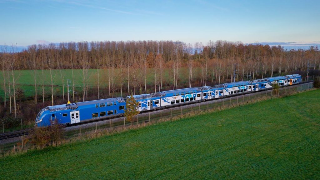 Alstom is only going to be able to supply 7 of 16 trains for the Transdev launch next summer.